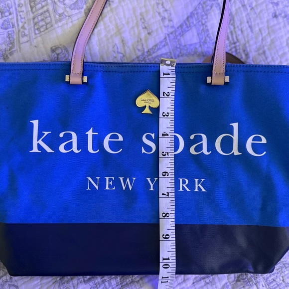 Kate Spade Large vintage Tote - Picture 6 of 13